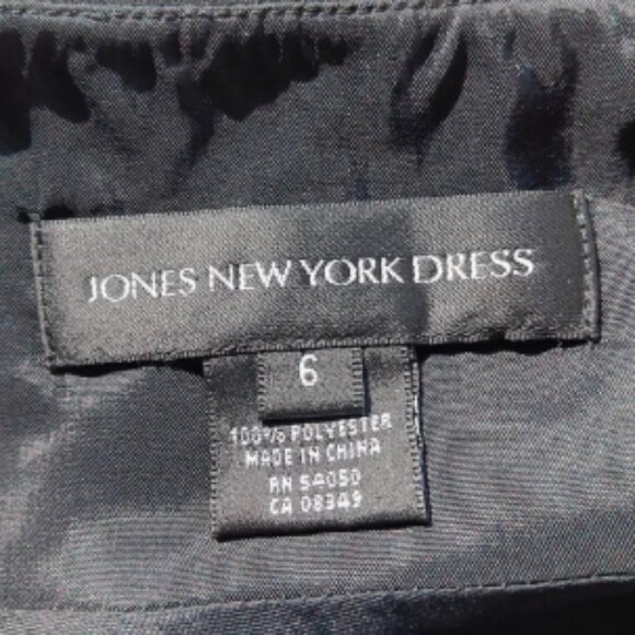 Jones New York Fit & Flare Spaghetti Strap Black Dress, Pink Embroidery, Size 6 - Picture 2 of 6